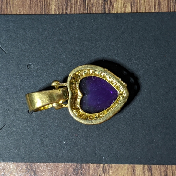 Free with purchase pendant - Picture 2 of 4